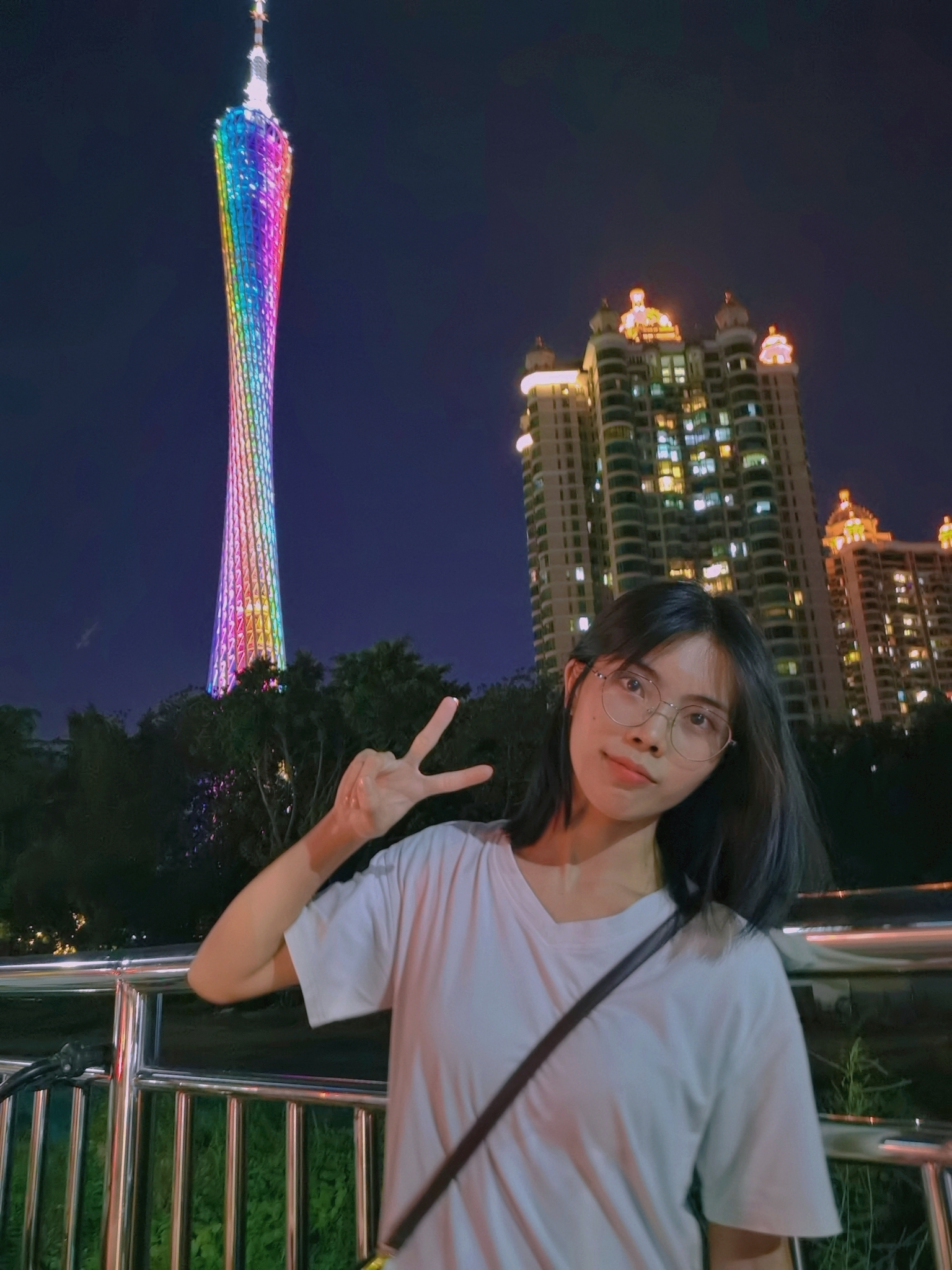 304AM永利集团陈莹.jpg