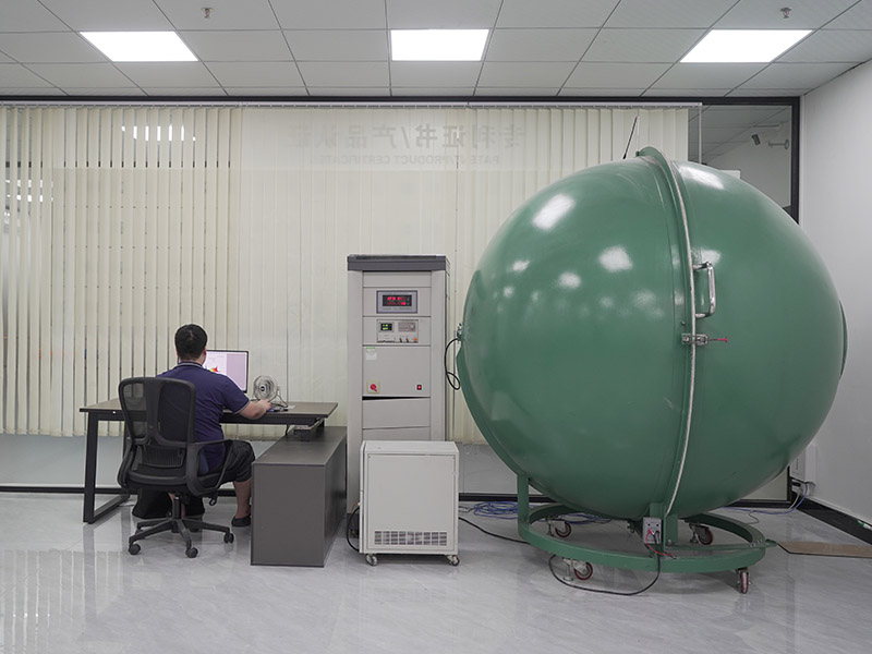 Integrating sphere photometric testing lab at SLTMAKS
